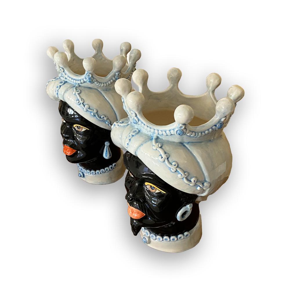 4690.42 Teste di Moro in Ceramica Siciliana H Cm.40x28 Forgiate e Decorate a Mano. - immagine 3